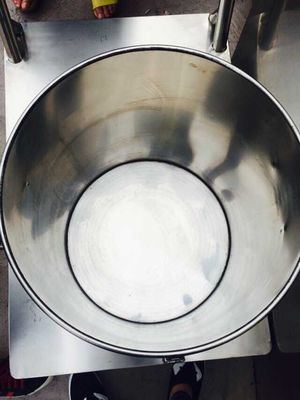 高品质不锈钢发酵桶-江西省华辉厨房设备提供高品质不锈钢发酵桶的相关介绍、产品、服务、图片、价格不锈钢桶、不锈钢密封桶、不锈钢直口桶、不锈钢制品